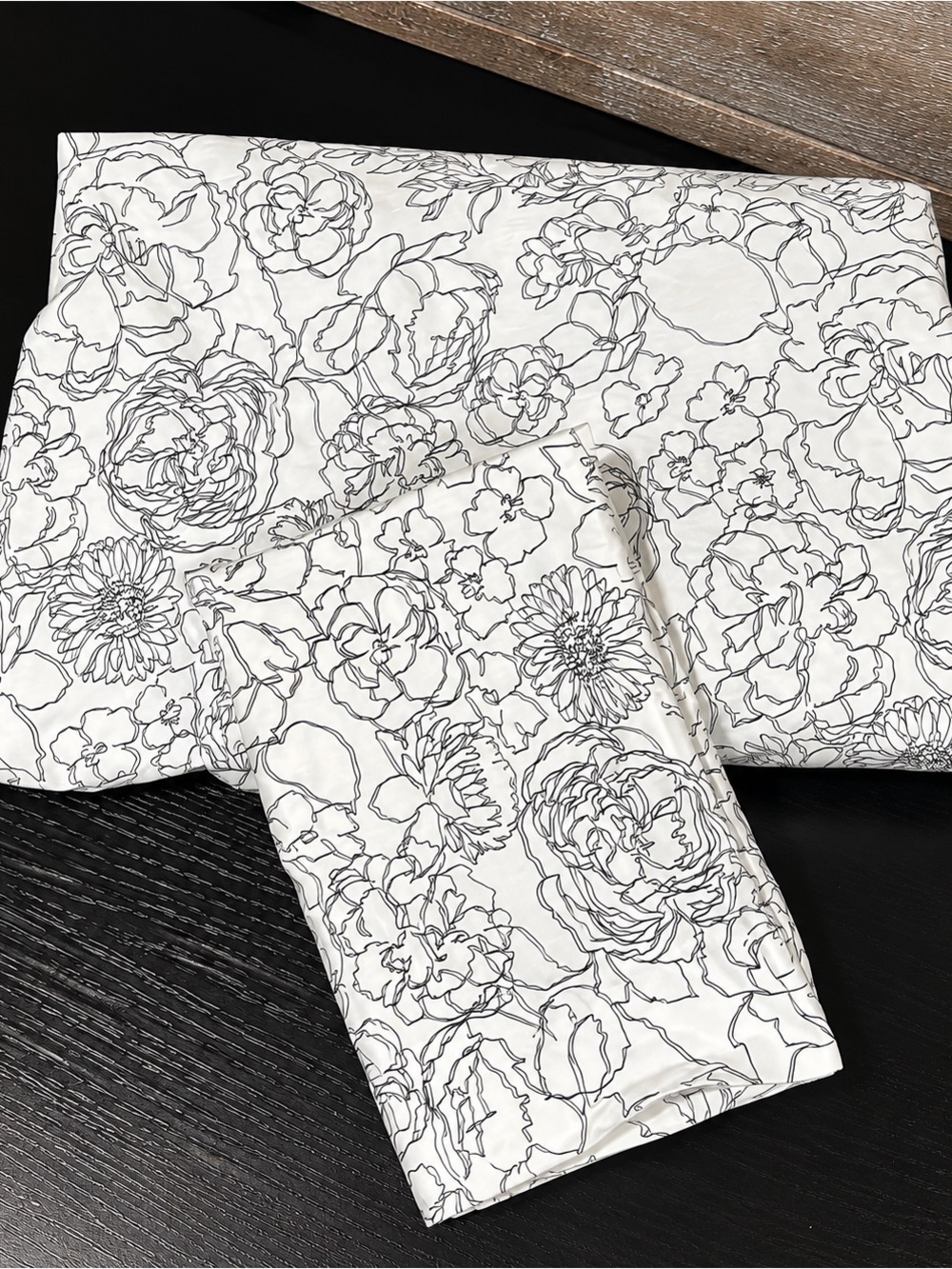 Crate&Barrel English Garden Toddler fitted sheet and pillow case organic cotton